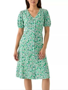 NWT - Fever Kelly Green Floral Puff Sleeve Midi Dress